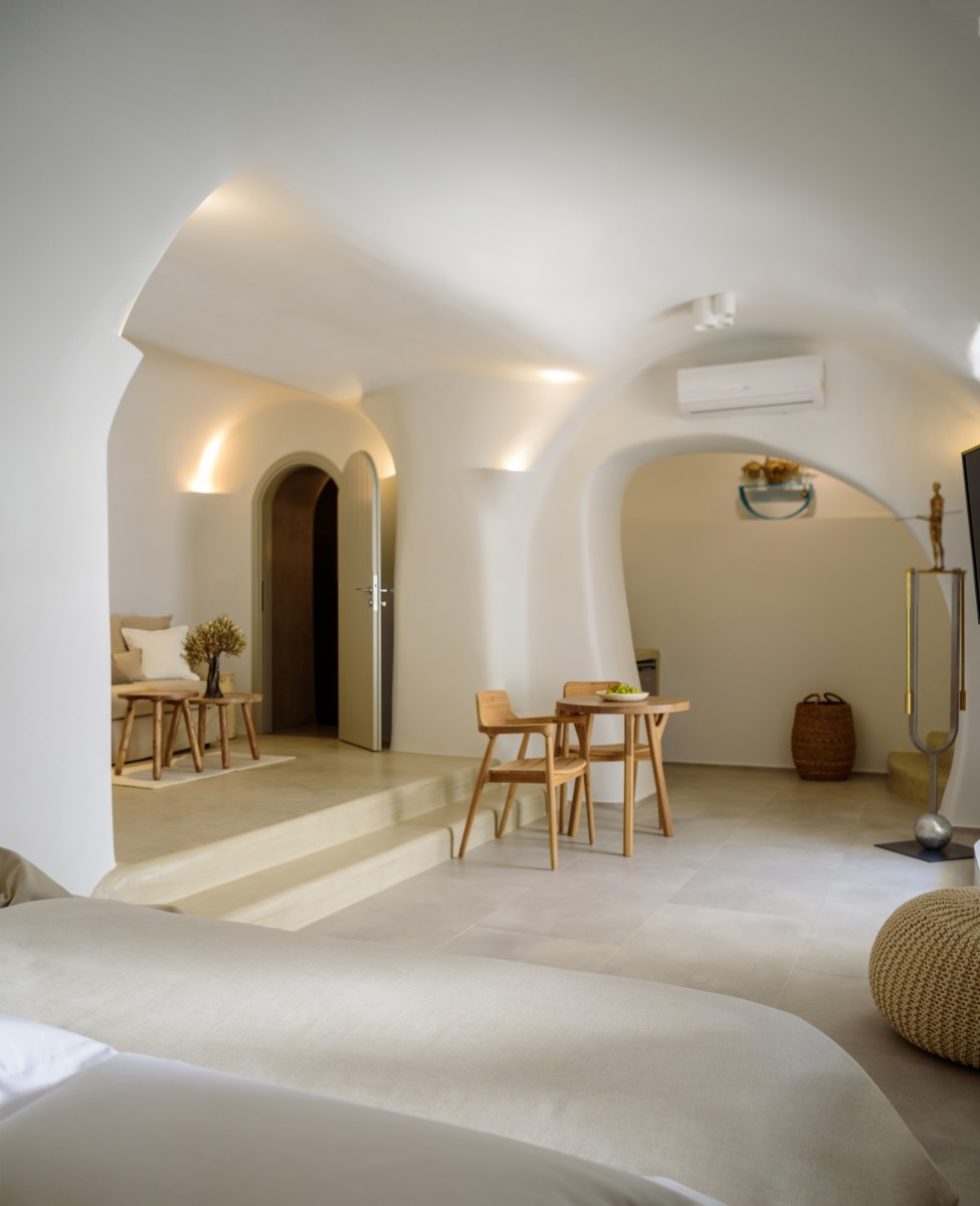 Cocoon and Orbit in unity - Oia Treasures Art Suites Oia Santorini